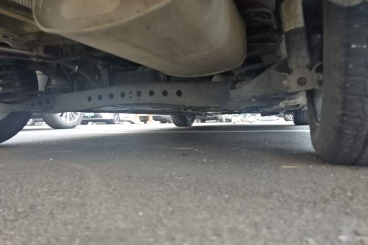 Used Roewe i5 2020 1.5L Automatic 4G Connect Luxury Flagship Edition Chassis Rear