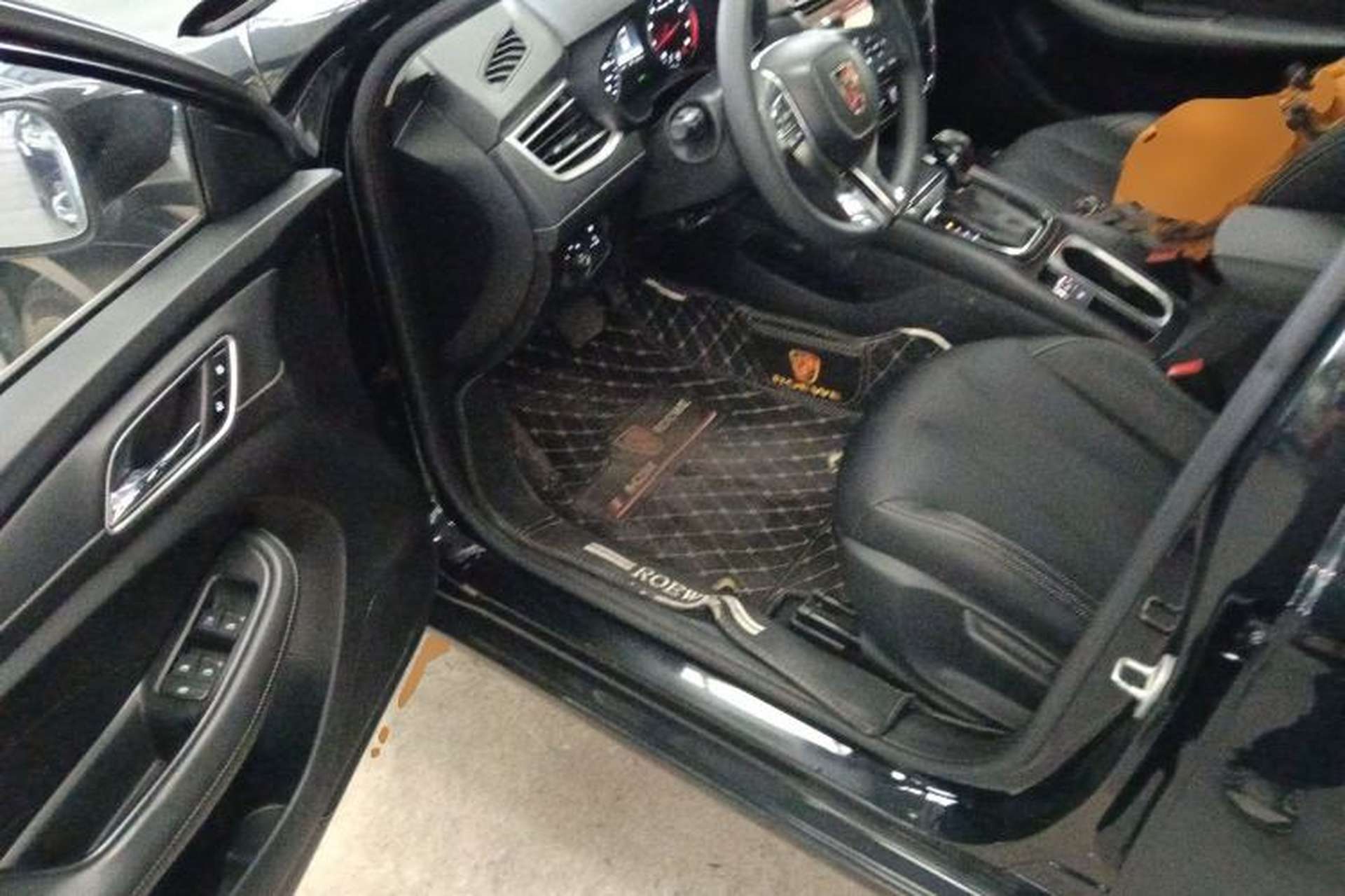 Used Roewe i5 2020 1.5L Automatic 4G Connected Linghao Edition Driver Seat