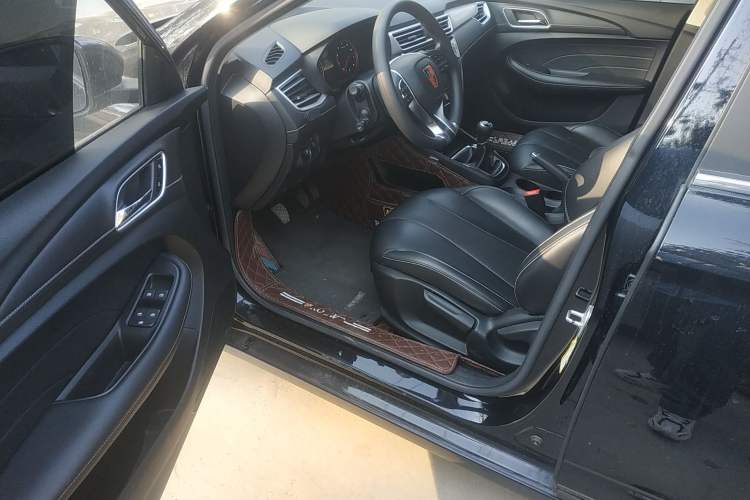 Used Roewe i5 2020 1.5L Manual 4G Connect Leehao Flagship Edition Driver Seat