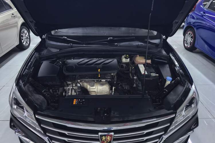 Used Roewe i5 2020 1.5L Automatic 4G Connect Luxury Flagship Edition Engine Bay
