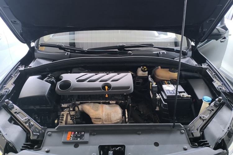 Used Roewe i5 2020 1.5L Automatic 4G Connect Luxury Flagship Edition Engine Bay