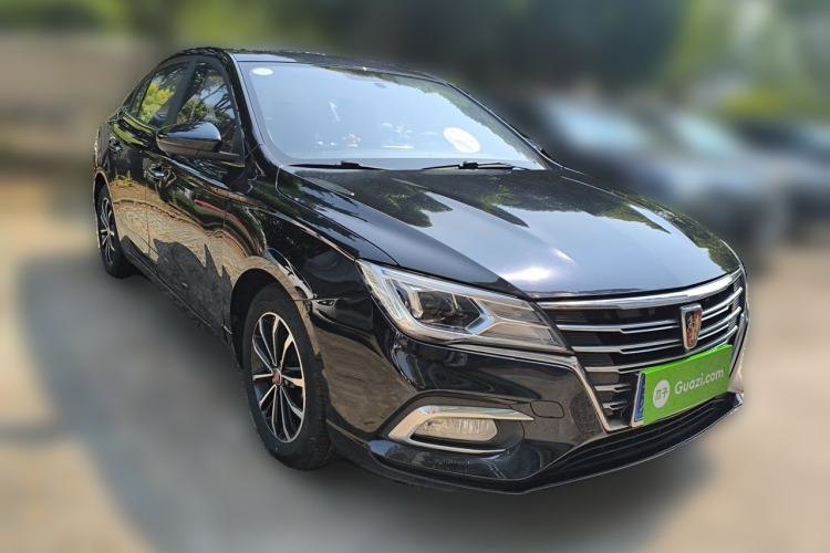 Used Roewe i5 2020 1.5L Automatic 4G Connect Luxury Flagship Edition Front Right 45 Deg