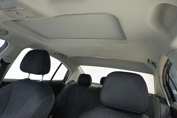 Used Roewe i5 2020 1.5L Automatic 4G Connected Linghao Edition Headliner