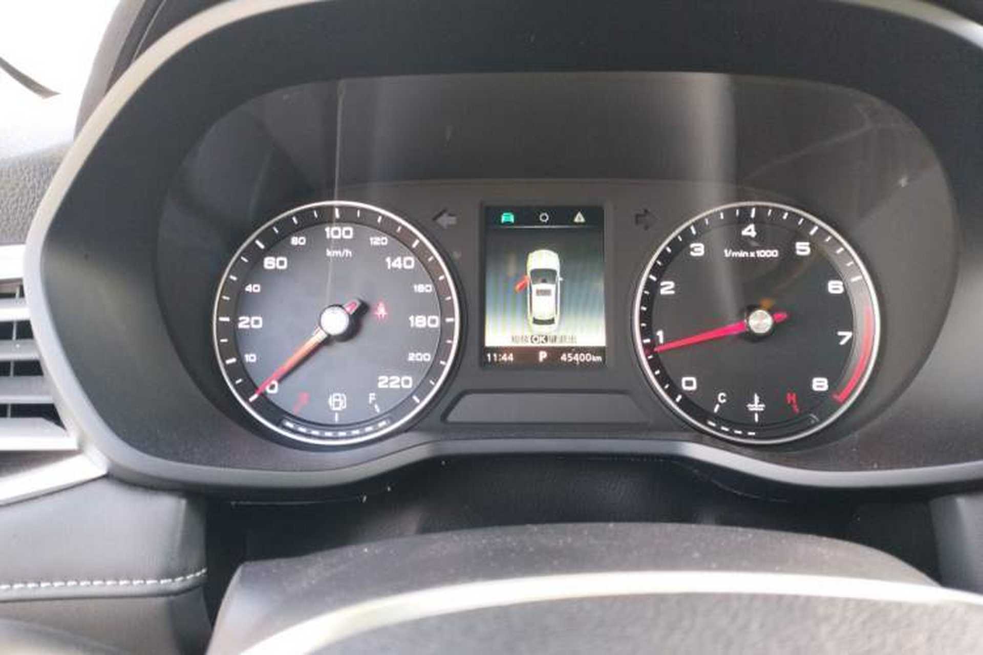 Used Roewe i5 2020 1.5L Automatic 4G Connected Linghao Edition Instrument Cluster