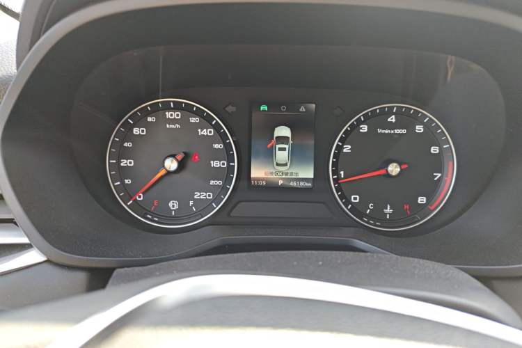 Used Roewe i5 2020 1.5L Automatic 4G Connected Linghao Edition Instrument Cluster