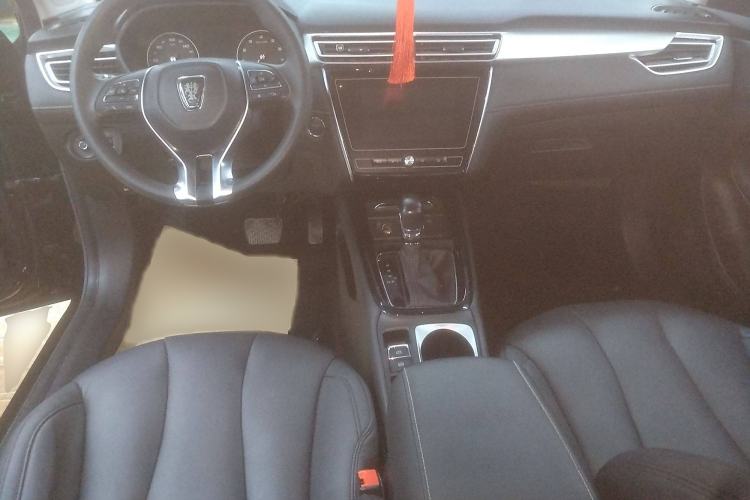 Used Roewe i5 2020 1.5L Automatic 4G Connected Linghao Edition Interior 2