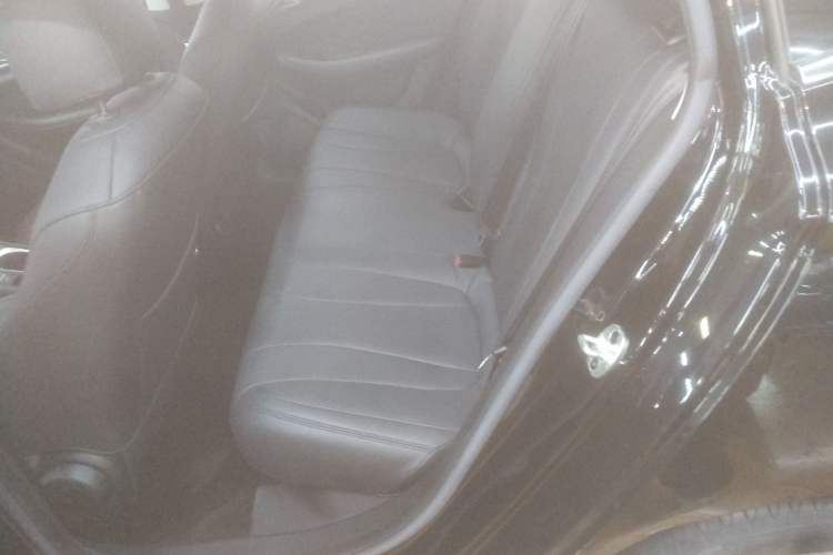 Used Roewe i5 2020 1.5L Automatic 4G Connected Linghao Edition Interior 4