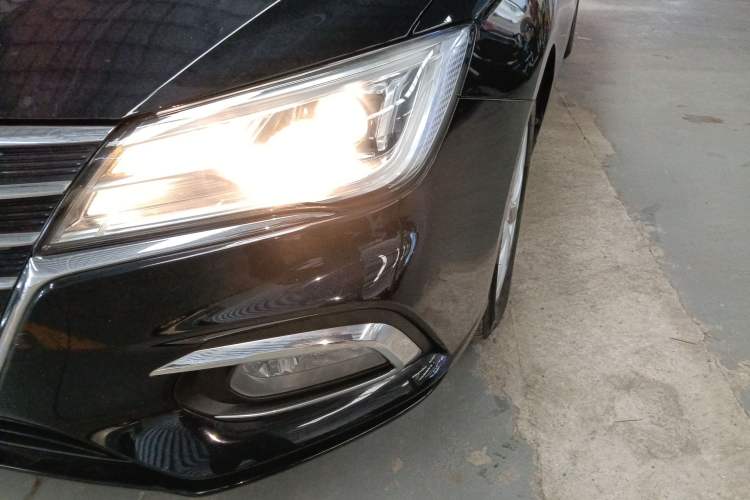 Used Roewe i5 2020 1.5L Automatic 4G Connected Linghao Edition Left Front Headlight