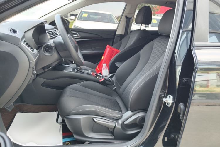 Used Roewe i5 2020 1.5L Automatic 4G Connected Linghao Edition Left Front Seat