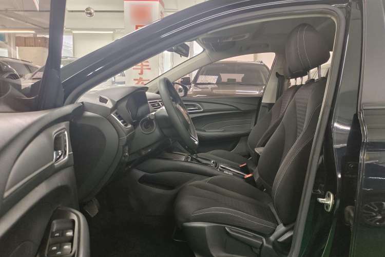 Used Roewe i5 2020 1.5L Automatic 4G Connected Linghao Edition Left Front Seat
