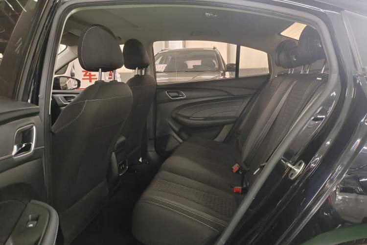 Used Roewe i5 2020 1.5L Automatic 4G Connected Linghao Edition Left Rear Seat