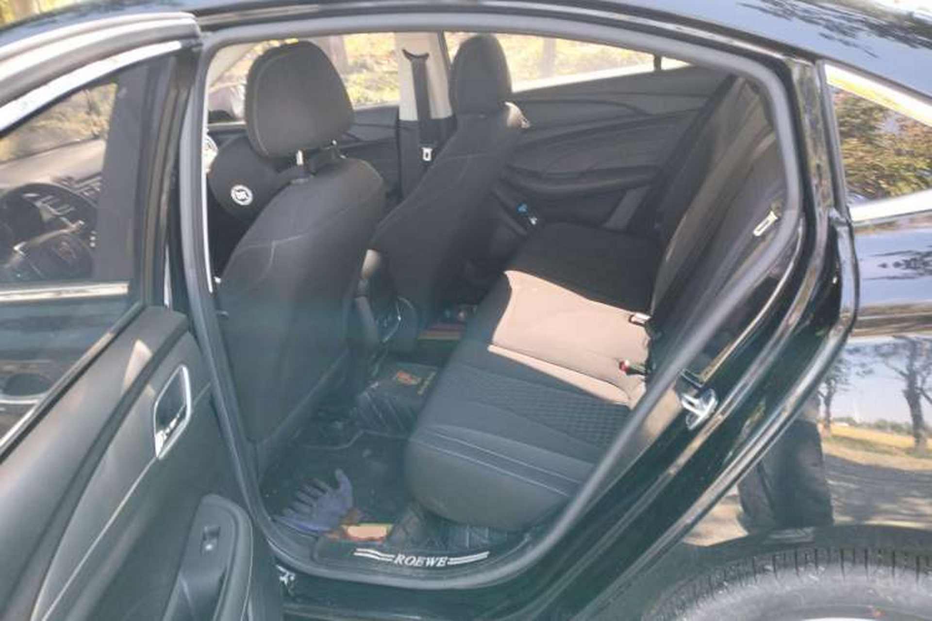 Used Roewe i5 2020 1.5L Automatic 4G Connected Linghao Edition Left Rear Seat