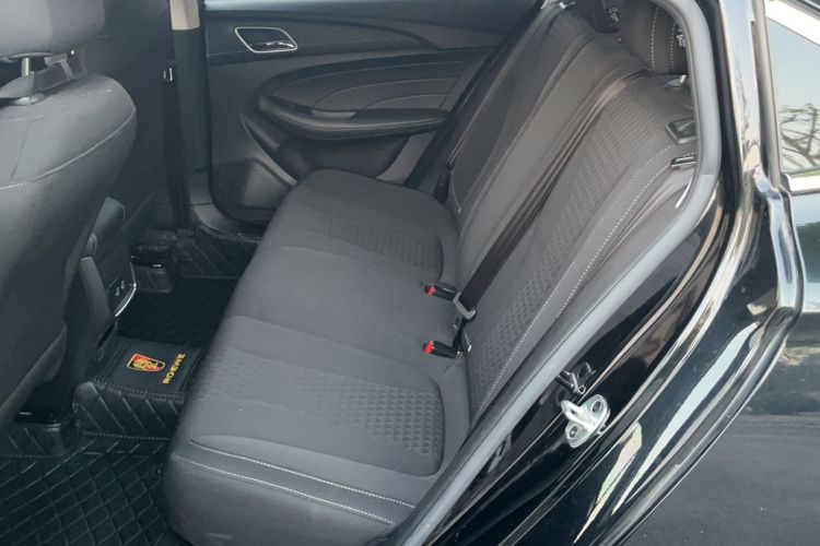 Used Roewe i5 2020 1.5L Automatic 4G Connected Linghao Edition Left Rear Seat