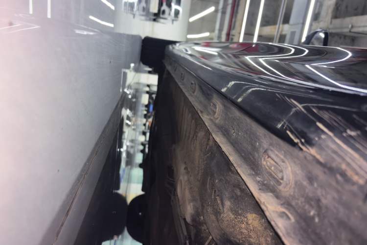 Used Roewe i5 2020 1.5L Automatic 4G Connect Luxury Flagship Edition Left Side Sill