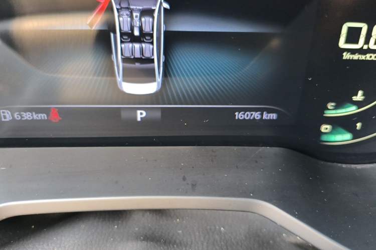 Used Roewe i5 2020 1.5L Automatic 4G Connect Luxury Flagship Edition Odometer Close Up
