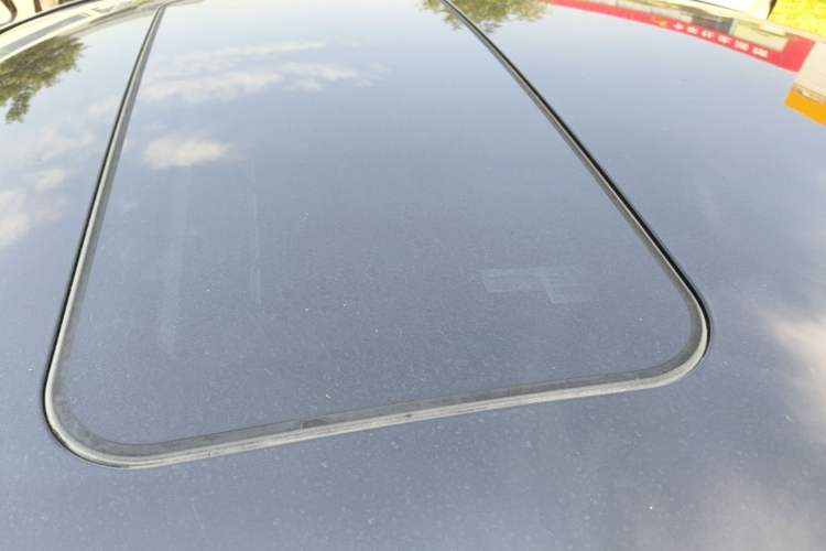 Used Roewe i5 2020 1.5L Automatic 4G Connected Linghao Edition Roof