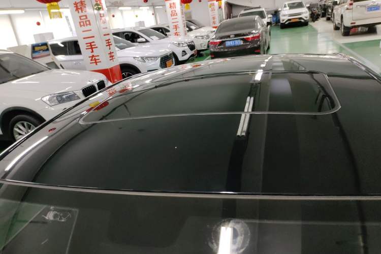Used Roewe i5 2020 1.5L Automatic 4G Connected Linghao Edition Roof