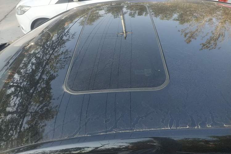 Used Roewe i5 2020 1.5L Manual 4G Connect Leehao Flagship Edition Roof