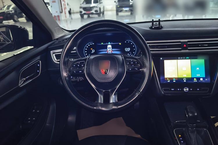 Used Roewe i5 2020 1.5L Automatic 4G Connect Luxury Flagship Edition Steering Wheel