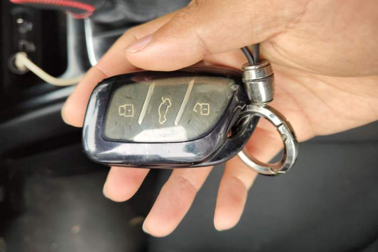 Used Roewe i5 2020 1.5L Automatic 4G Connected Linghao Edition Vehicle Key