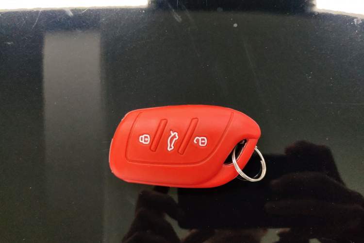 Used Roewe i5 2020 1.5L Automatic 4G Connected Linghao Edition Vehicle Key