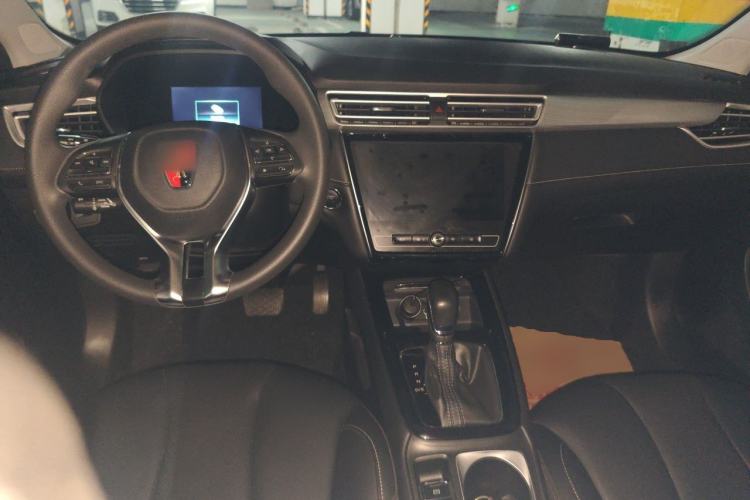 Used Roewe i5 2020 1.5L Automatic 4G Connect Luxury Flagship Edition Center Console