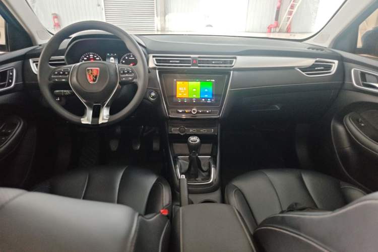 Used Roewe i5 2020 1.5L Manual 4G Connect Leehao Flagship Edition Center Console
