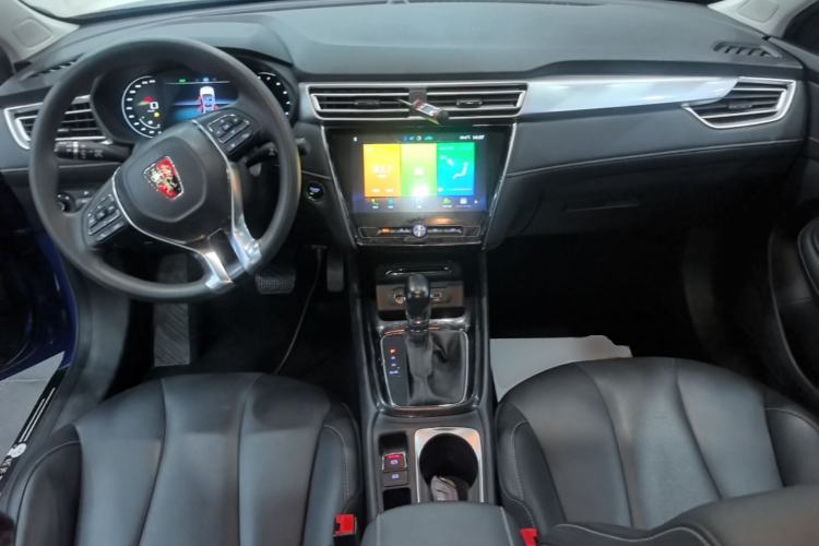 Used Roewe i5 2020 1.5L Automatic 4G Connect Luxury Flagship Edition Center Console