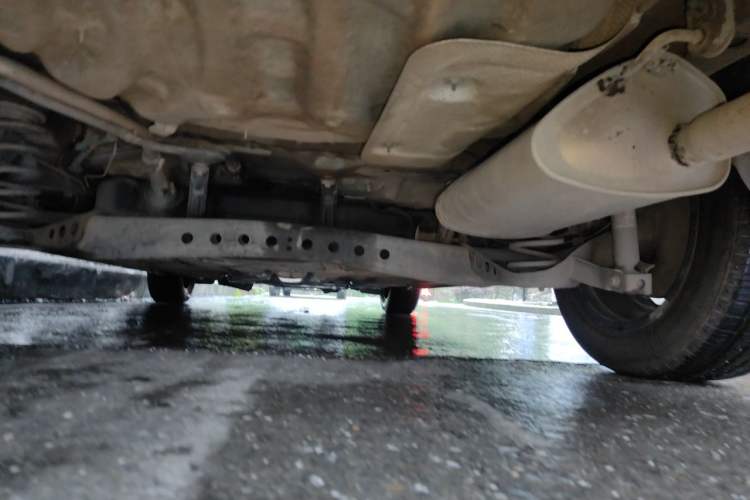 Used Roewe i5 2020 1.5L Manual 4G Connect Leehao Flagship Edition Chassis Rear