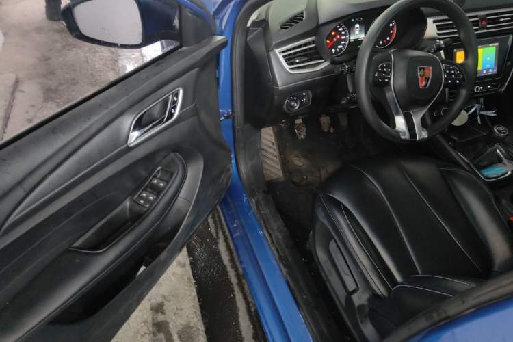 Used Roewe i5 2020 1.5L Manual 4G Connect Leehao Flagship Edition Driver Seat