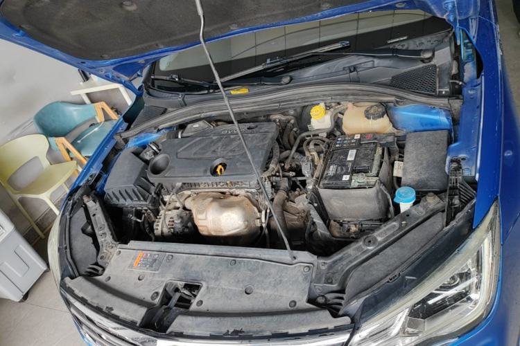 Used Roewe i5 2020 1.5L Automatic 4G Connect Luxury Flagship Edition Engine Bay