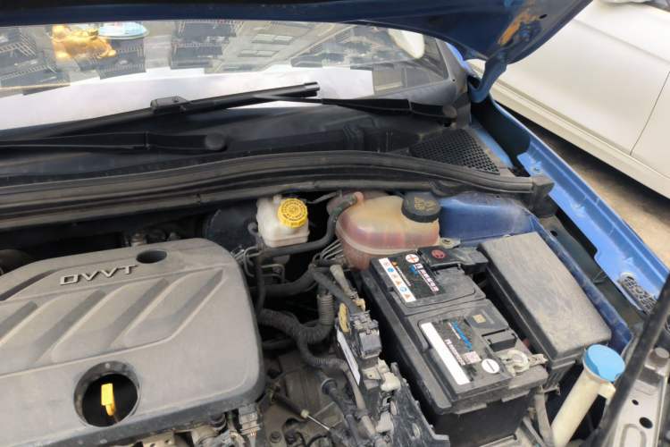 Used Roewe i5 2020 1.5L Automatic 4G Connect Luxury Flagship Edition Engine Bay Left