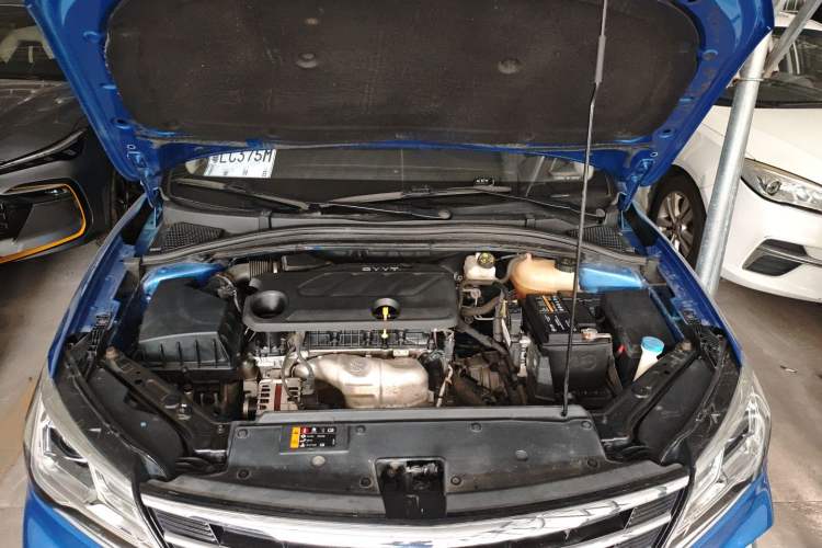Used Roewe i5 2020 1.5L Automatic 4G Connect Luxury Flagship Edition Engine Bay
