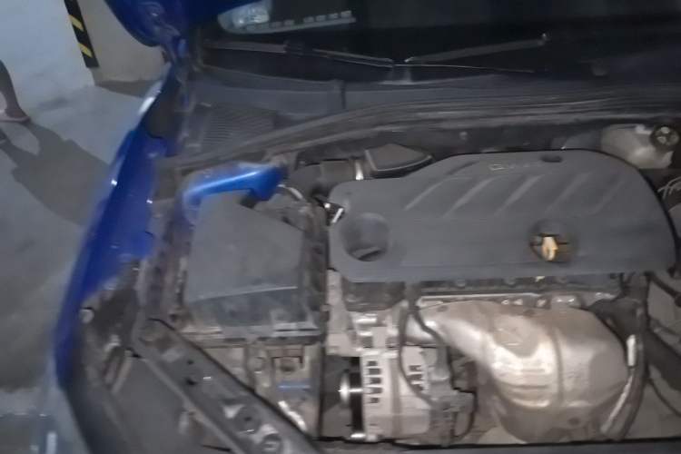 Used Roewe i5 2020 1.5L Automatic Smart Connect New Year Edition Engine Bay Right