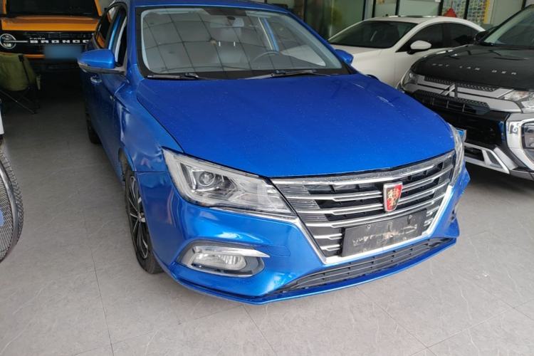 Used Roewe i5 2020 1.5L Automatic 4G Connect Luxury Flagship Edition Front Right 45 Deg