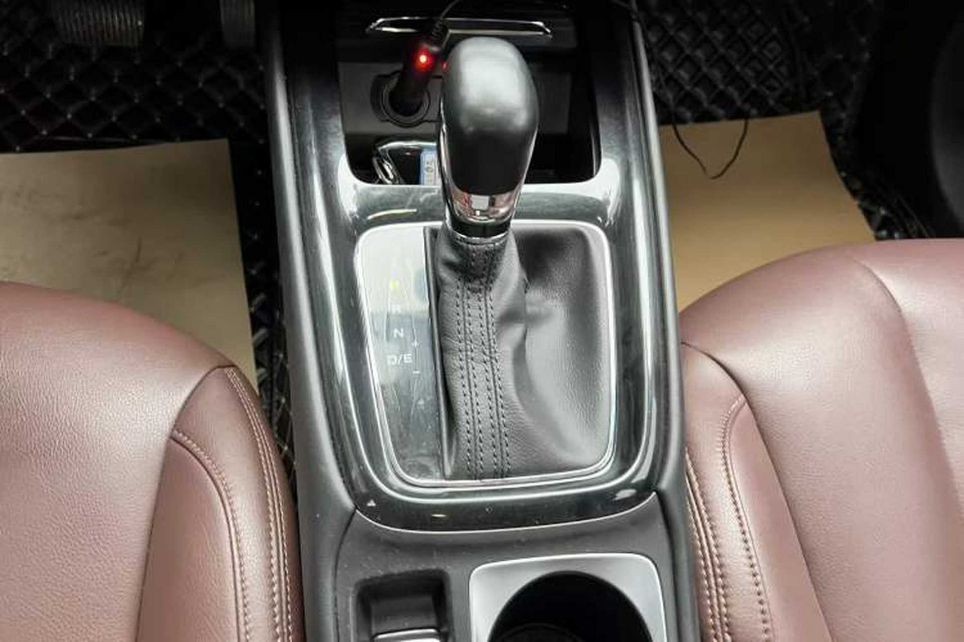 Used Roewe i5 2020 1.5L Automatic 4G Connected Linghao Edition Gear Lever