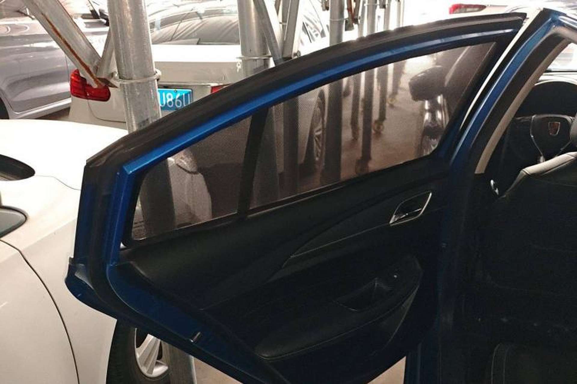 Used Roewe i5 2020 1.5L Automatic 4G Connect Luxury Flagship Edition Interior 6