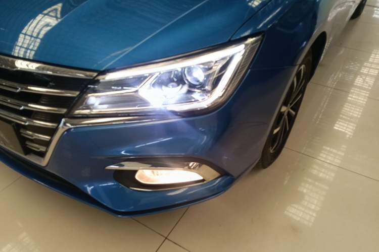 Used Roewe i5 2020 1.5L Automatic 4G Connect Luxury Flagship Edition Left Front Headlight
