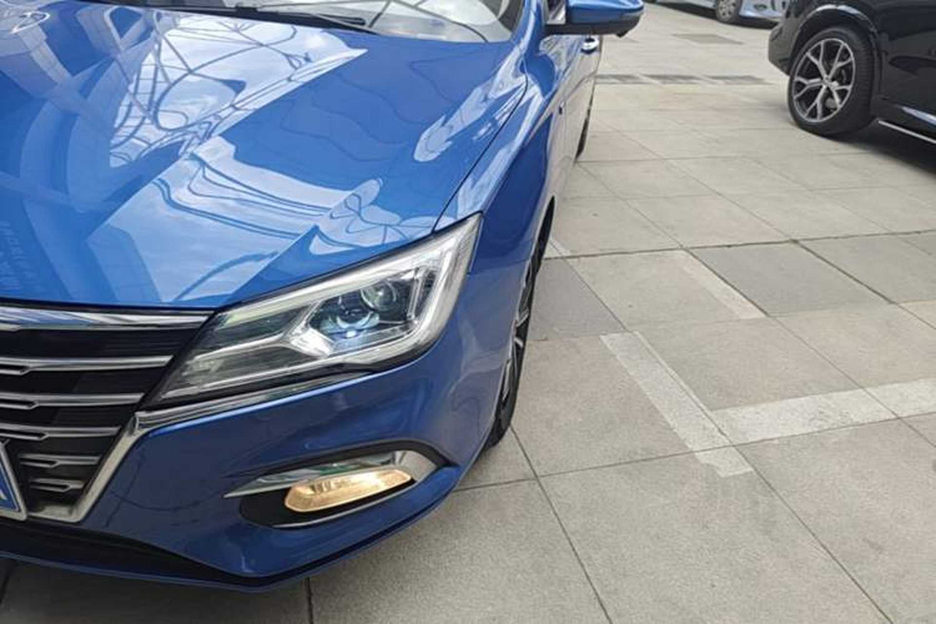 Used Roewe i5 2020 1.5L Automatic 4G Connect Luxury Flagship Edition Left Front Headlight