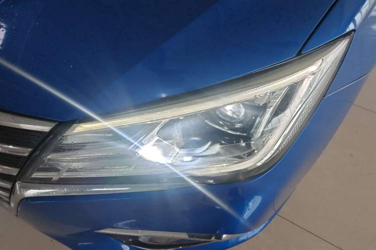 Used Roewe i5 2020 1.5L Manual 4G Connect Leehao Flagship Edition Left Front Headlight