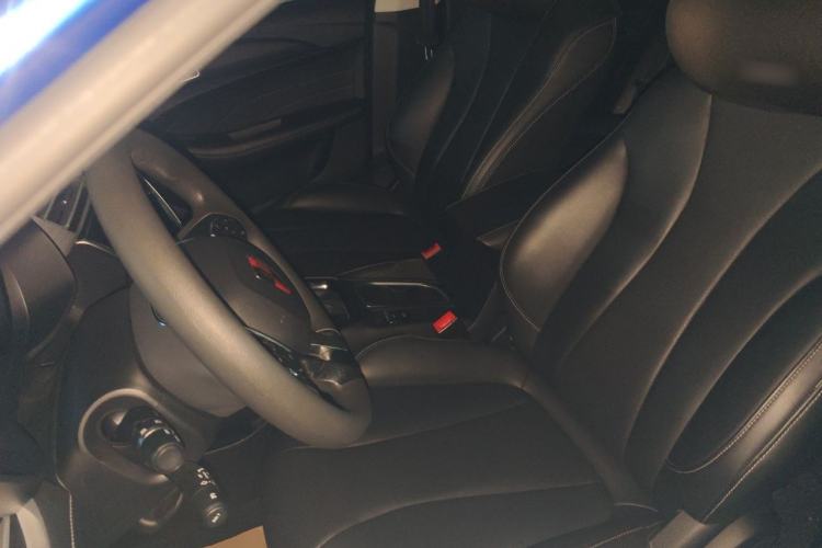 Used Roewe i5 2020 1.5L Automatic 4G Connect Luxury Flagship Edition Left Front Seat