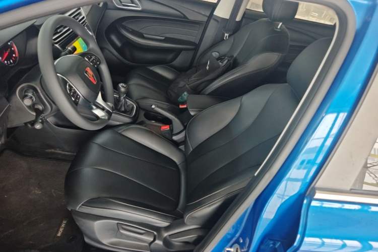 Used Roewe i5 2020 1.5L Manual 4G Connect Leehao Flagship Edition Left Front Seat