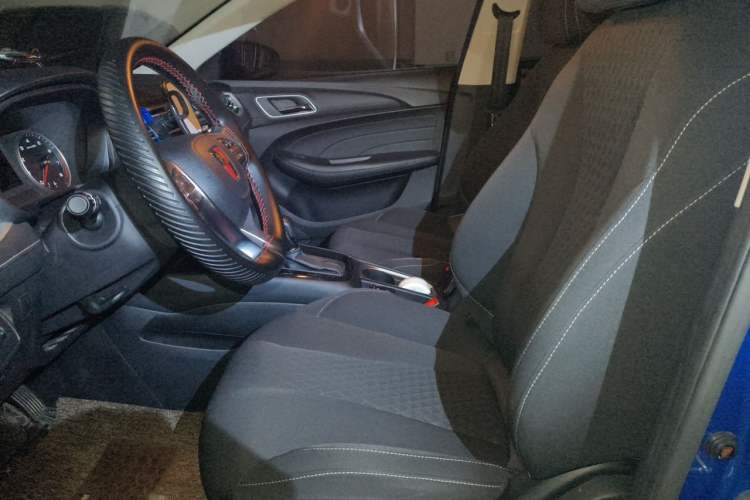 Used Roewe i5 2020 1.5L Automatic 4G Connected Linghao Edition Left Front Seat