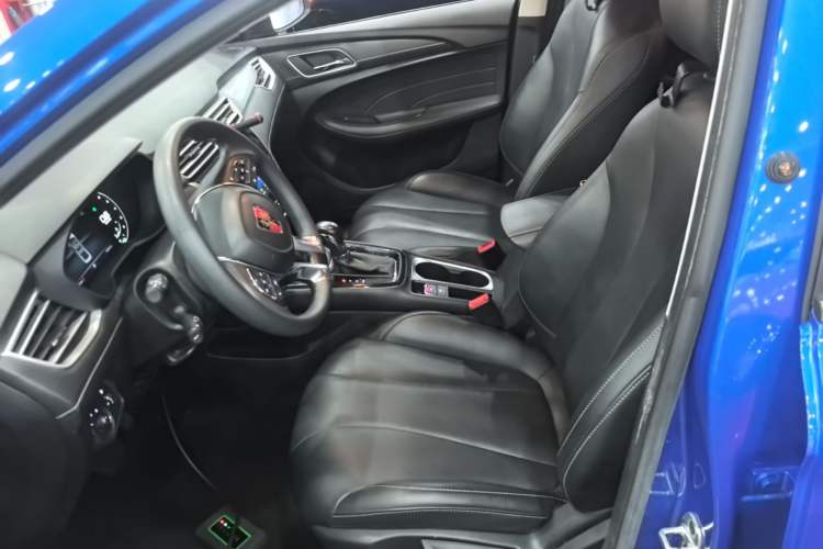 Used Roewe i5 2020 1.5L Automatic 4G Connect Luxury Flagship Edition Left Front Seat