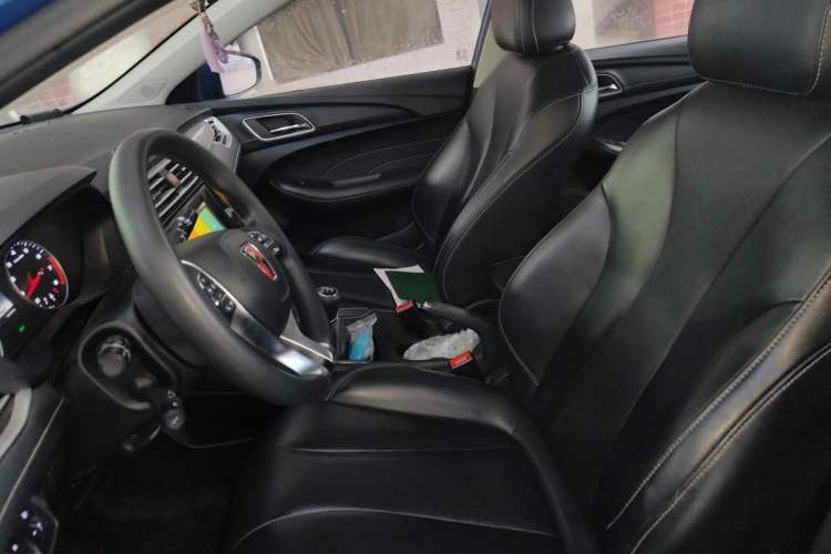 Used Roewe i5 2020 1.5L Manual 4G Connect Leehao Flagship Edition Left Front Seat