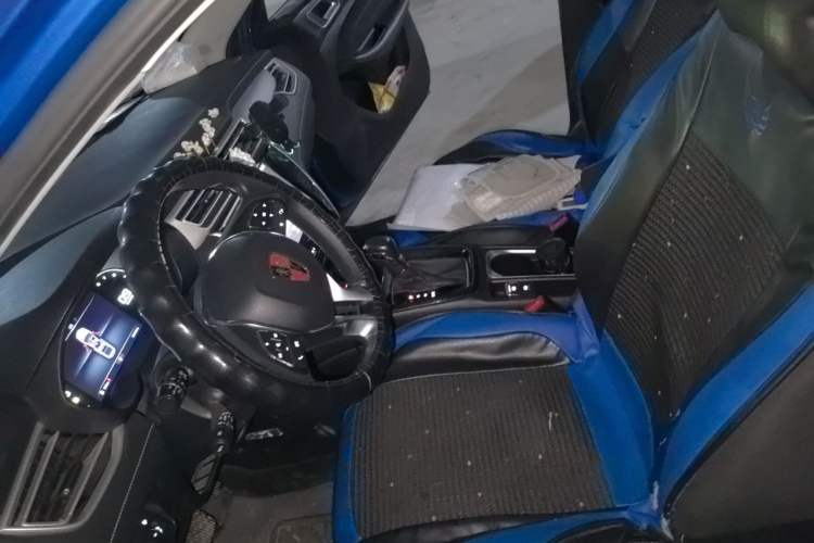 Used Roewe i5 2020 1.5L Automatic Smart Connect New Year Edition Left Front Seat