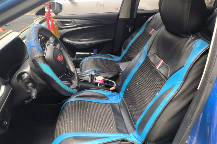 Used Roewe i5 2020 1.5L Automatic 4G Connect Luxury Flagship Edition Left Front Seat