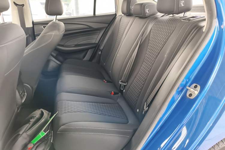 Used Roewe i5 2020 1.5L Manual 4G Connect Luxury Edition Left Rear Seat