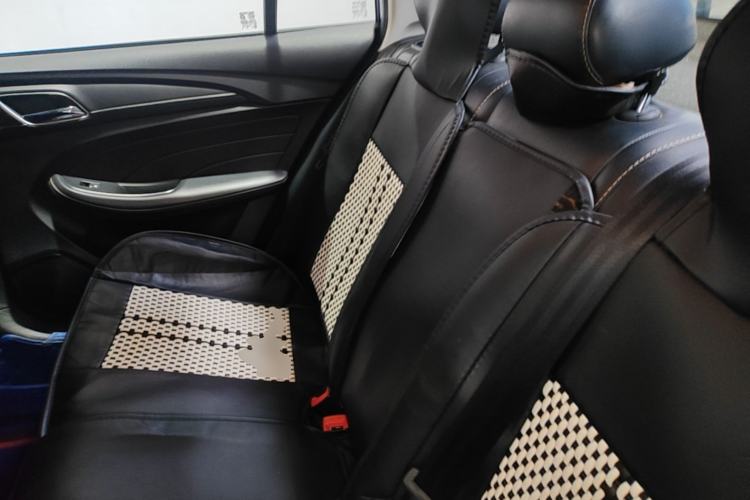 Used Roewe i5 2020 1.5L Automatic 4G Connected Linghao Edition Left Rear Seat