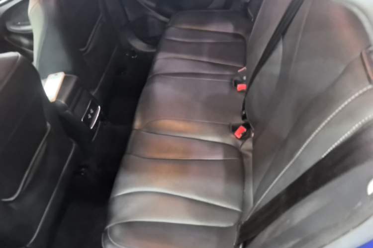 Used Roewe i5 2020 1.5L Automatic 4G Connect Luxury Flagship Edition Left Rear Seat